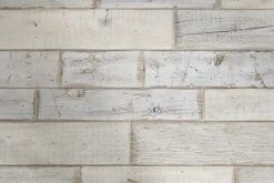 Signature Design By Ashley Shawnalore Farmhouse Solid Pine Wood End Table, Weatherworn White Finish -Best Furniture Store 51PqddayuCL