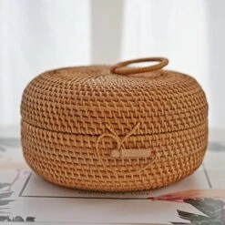 YSJX Kitchen&bedroom Storage Accessories 1 Pack Handmade Rattan Woven Apple Shaped Storage Box With Lid, Simple Coffee Table Storage Box, Rattan Basket ( Size : S 23x13cm ) 8 YSJX Kitchen&bedroom Storage Accessories 1 Pack Handmade Rattan Woven Apple Shaped Storage Box With Lid, Simple Coffee Table Storage Box, Rattan Basket ( Size : S 23x13cm ) -Best Furniture Store 51WeGSViJLL